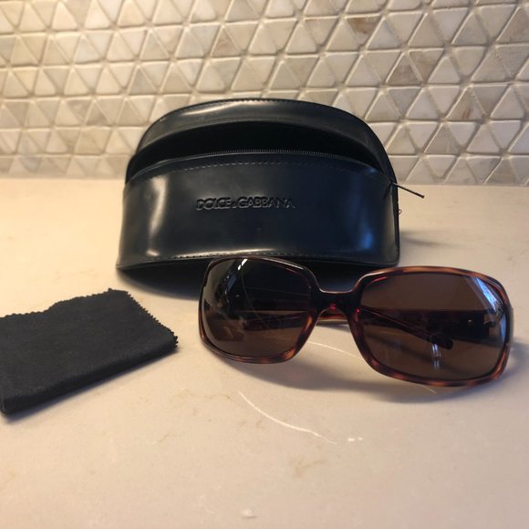 Dolce & Gabbana Sunglasses - Picture 2 of 5